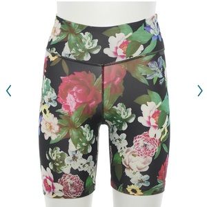 Nike One Tight Fit 7” Biking Shorts (L) NWT